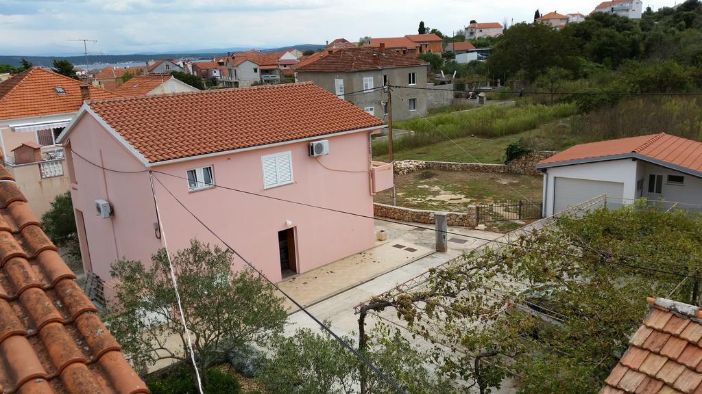 Apartments Lonic Куклица Екстериор снимка