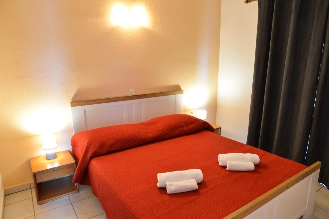 Apartments Lonic Куклица Екстериор снимка