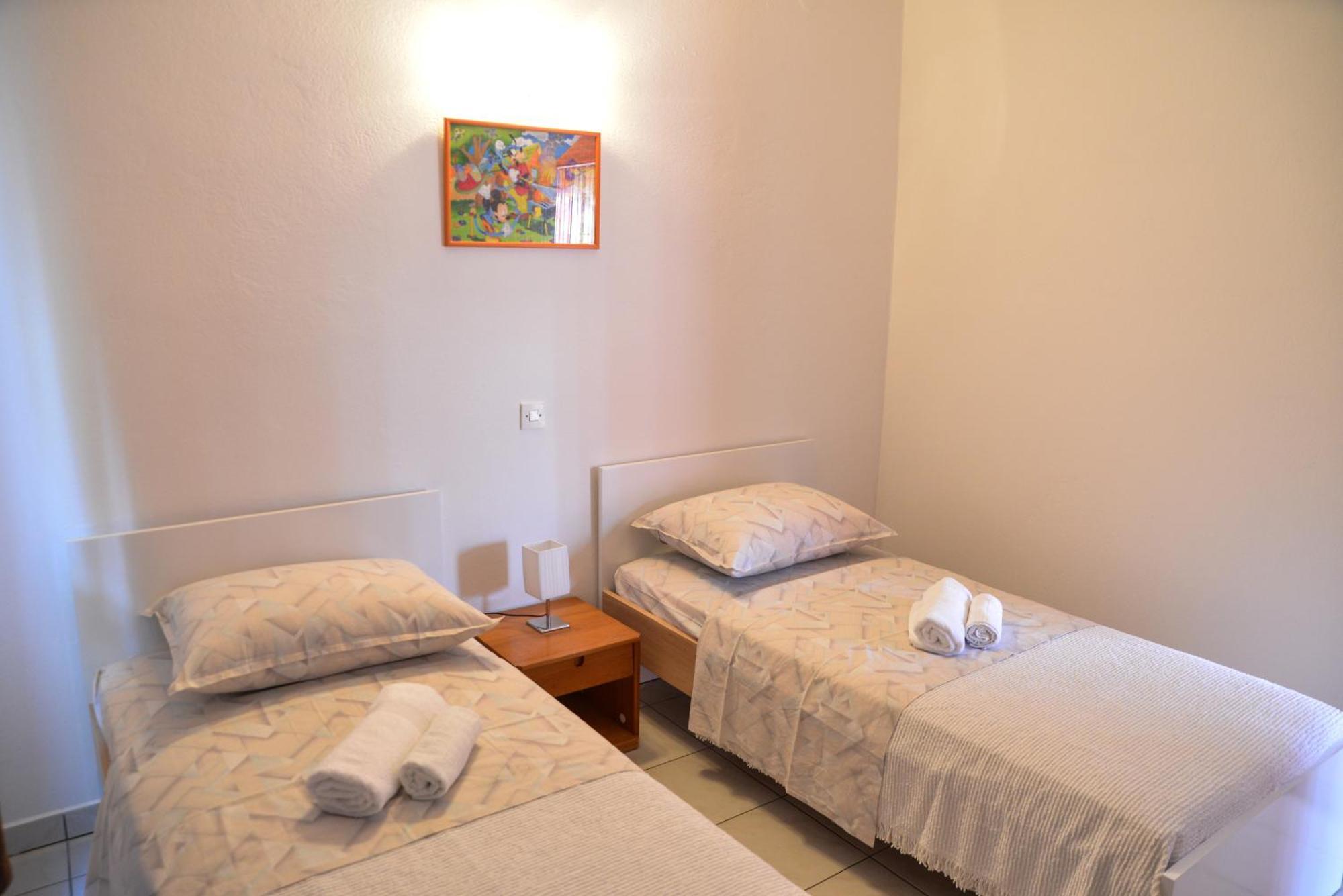 Apartments Lonic Куклица Екстериор снимка