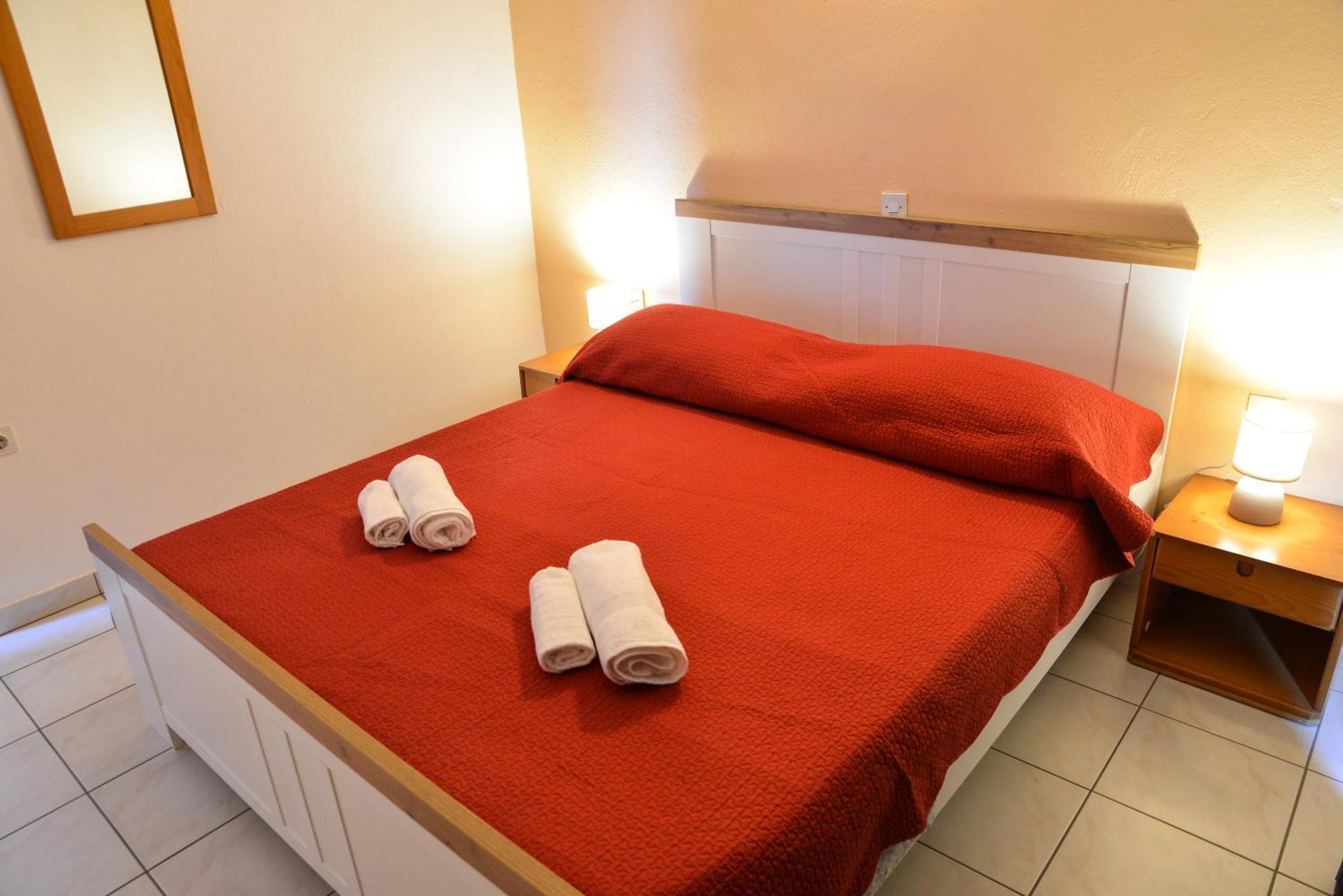 Apartments Lonic Куклица Екстериор снимка